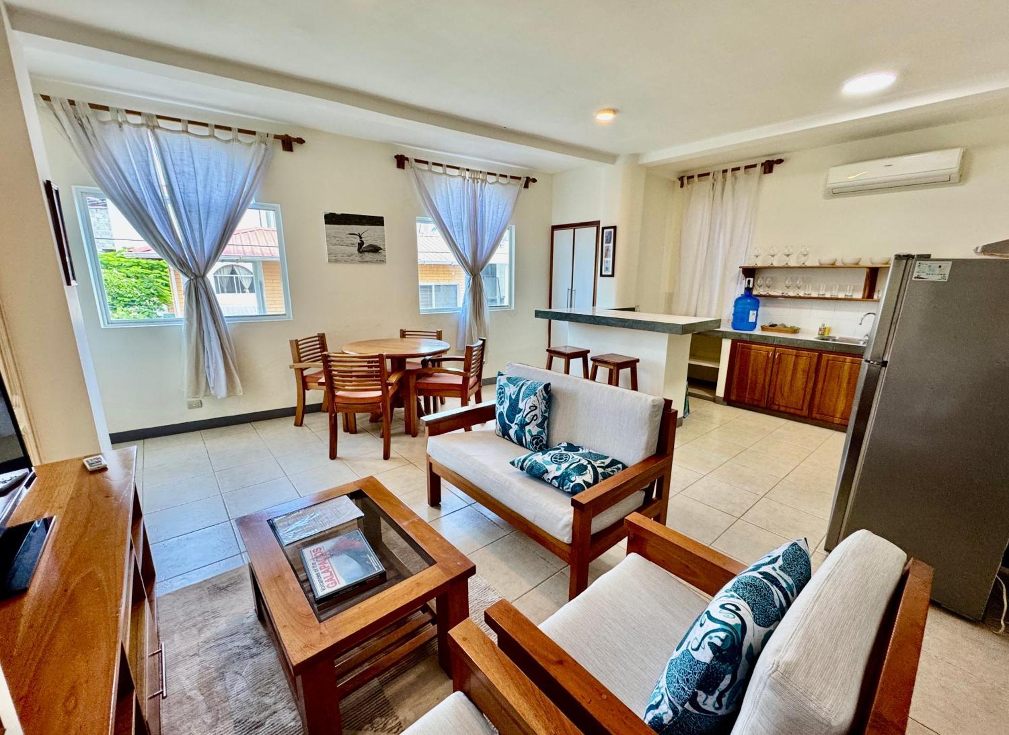 Torre Mar Galapagos Boutique Suites Пуерто-Айора Екстер'єр фото