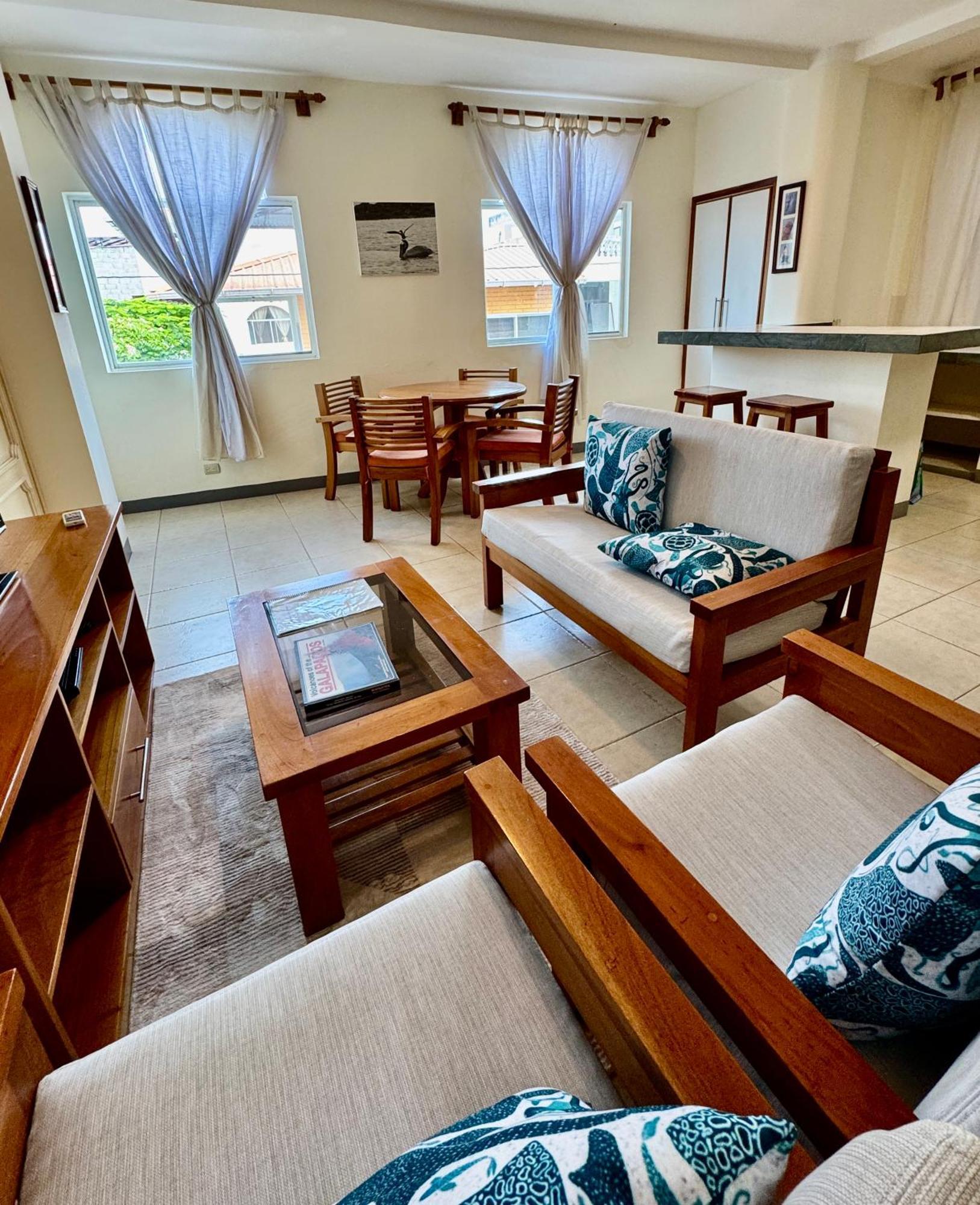 Torre Mar Galapagos Boutique Suites Пуерто-Айора Екстер'єр фото